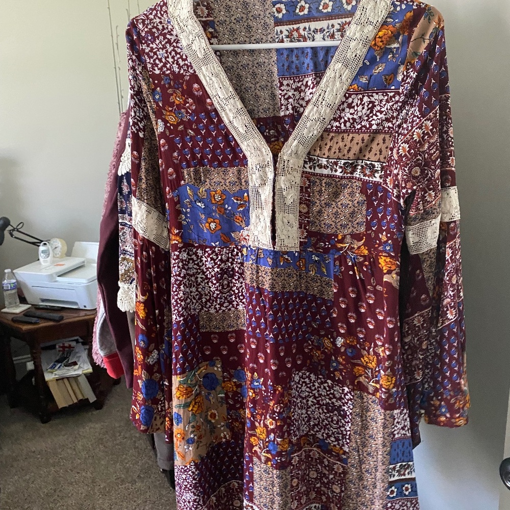 Brand: Entro, Size medium